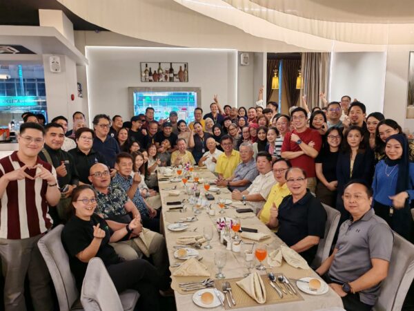 Majlis makan malam Dr Sim bersama pengamal media