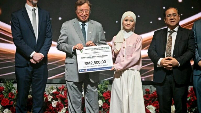 Modal insan berkemahiran pacu ekonomi baharu Sarawak