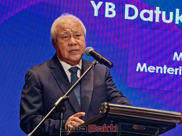 Sarawak perluas estet perindustrian ke bahagian, daerah