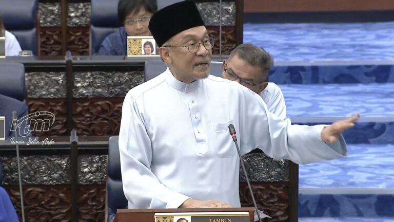 Gaji minimum dinaik ke RM2,000 mulai Jun 2027