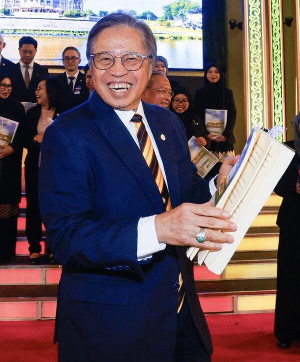 Belanjawan Sarawak 2027 unjur hasil tertinggi RM15.091 bilion