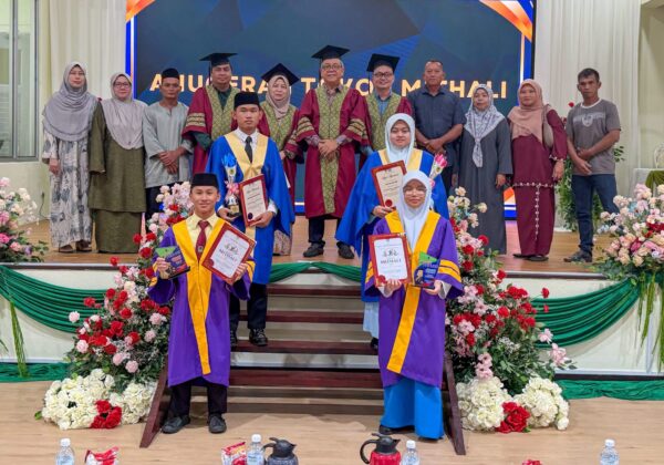 Anugerah Kecemerlangan SMK Agama Igan hargai pencapaian pelajar