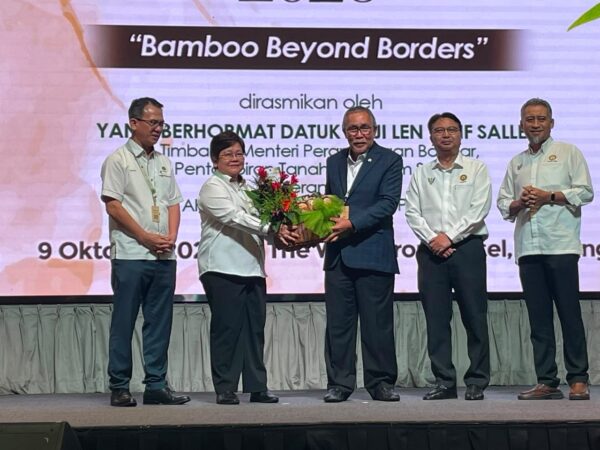 Sarawak Sasar 30,000 hektar tanaman buluh menjelang 2030