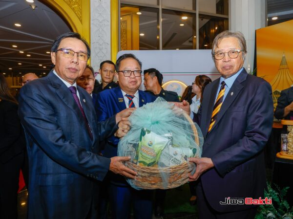 Kempen lebihkan makan buah-buahan tempatan meriahkan penutupan Sidang DUN Sarawak